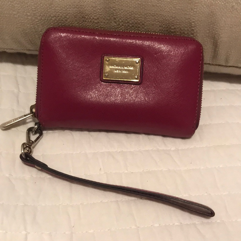 Michael Kors pink wristlet wallet